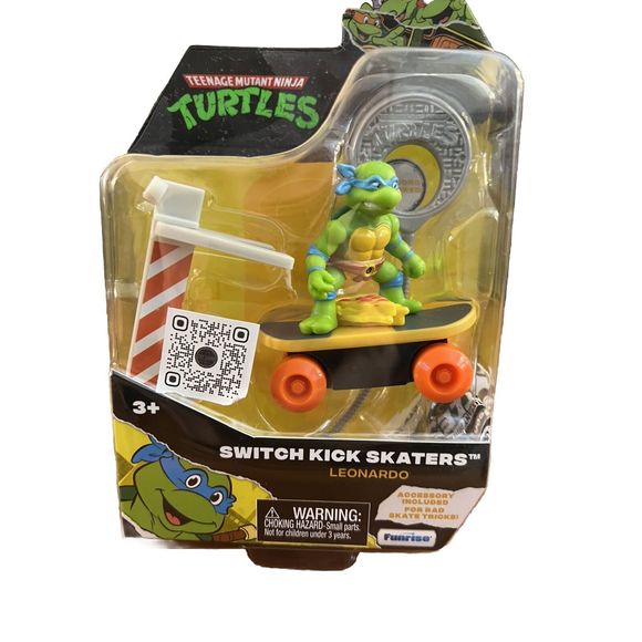 Funrise TMNT Teenage Mutant Ninja Turtles Switch Kick Skaters Leonardo - Picture 1 of 4